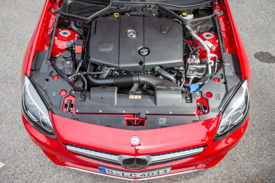  Mercedes-Benz SLC250 d 2016 года  (фото 4 из 27)